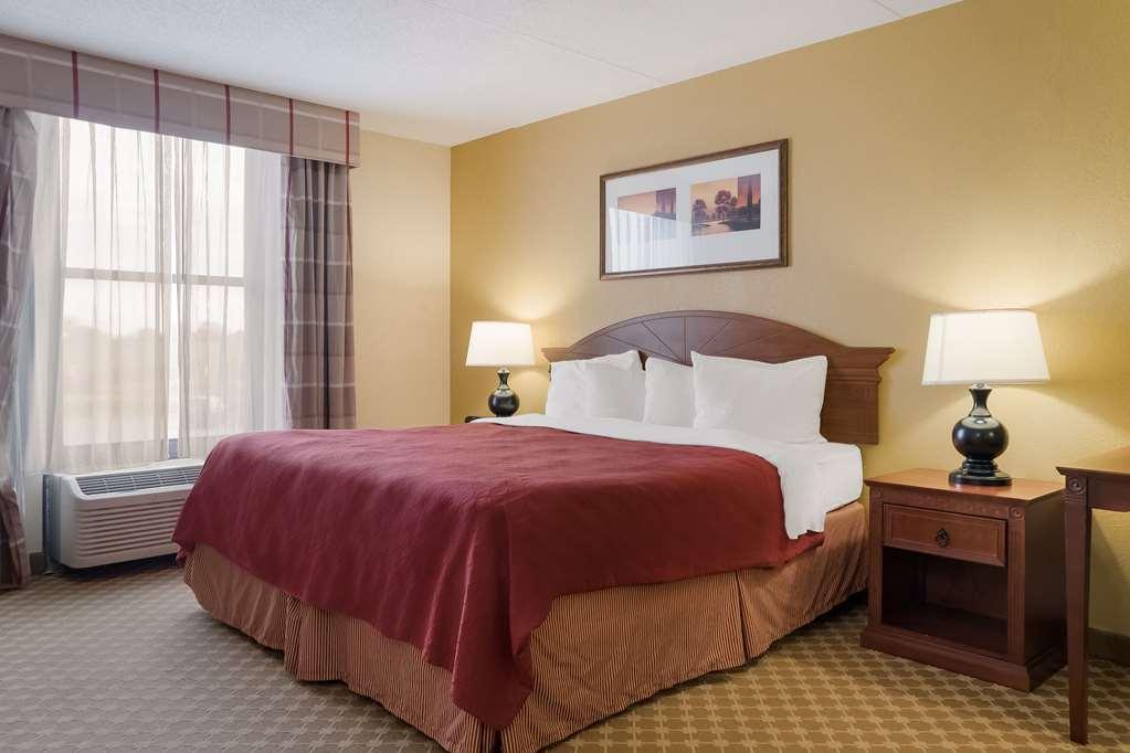 סגינאו Quality Inn & Suites חדר תמונה