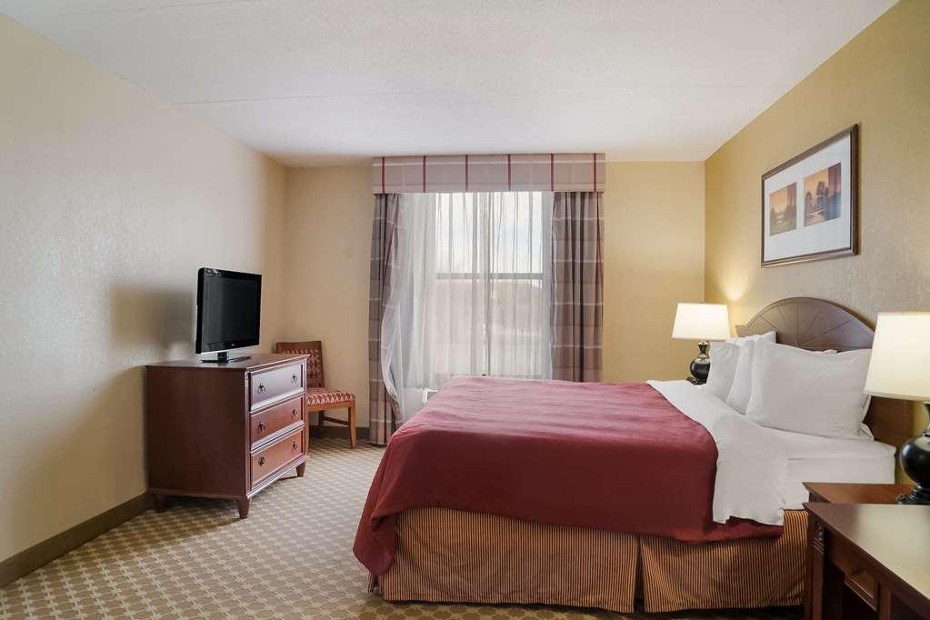 סגינאו Quality Inn & Suites חדר תמונה