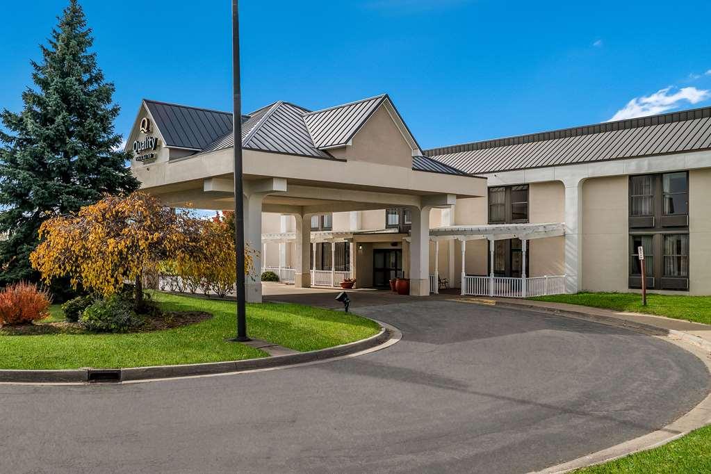 סגינאו Quality Inn & Suites מראה חיצוני תמונה