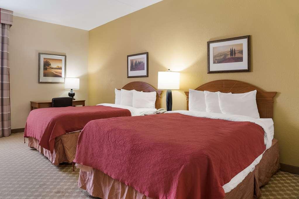 סגינאו Quality Inn & Suites חדר תמונה