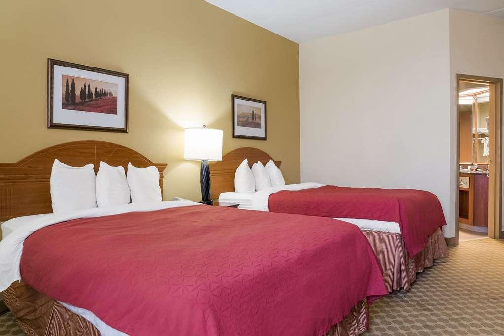 סגינאו Quality Inn & Suites חדר תמונה