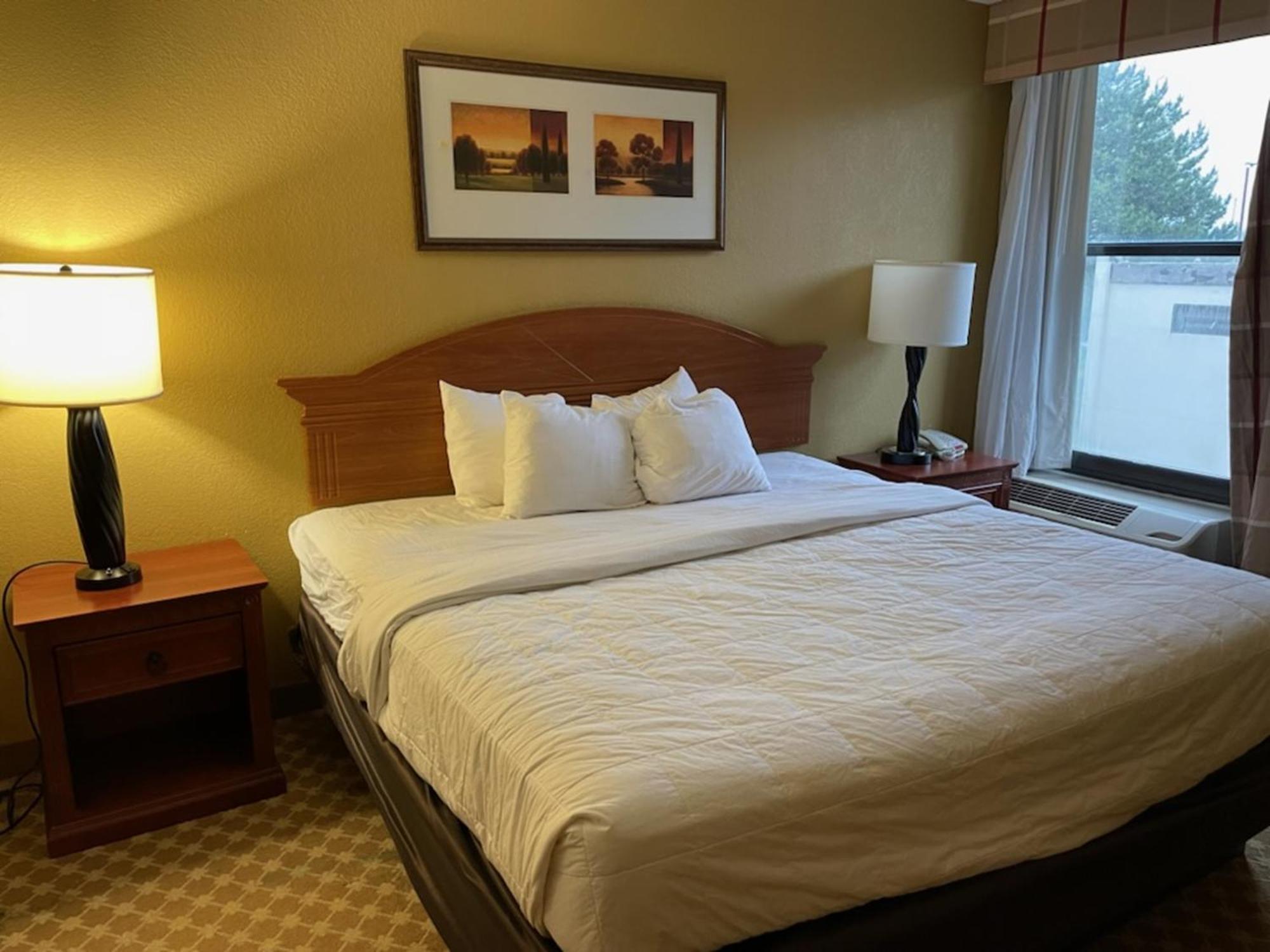 סגינאו Quality Inn & Suites מראה חיצוני תמונה