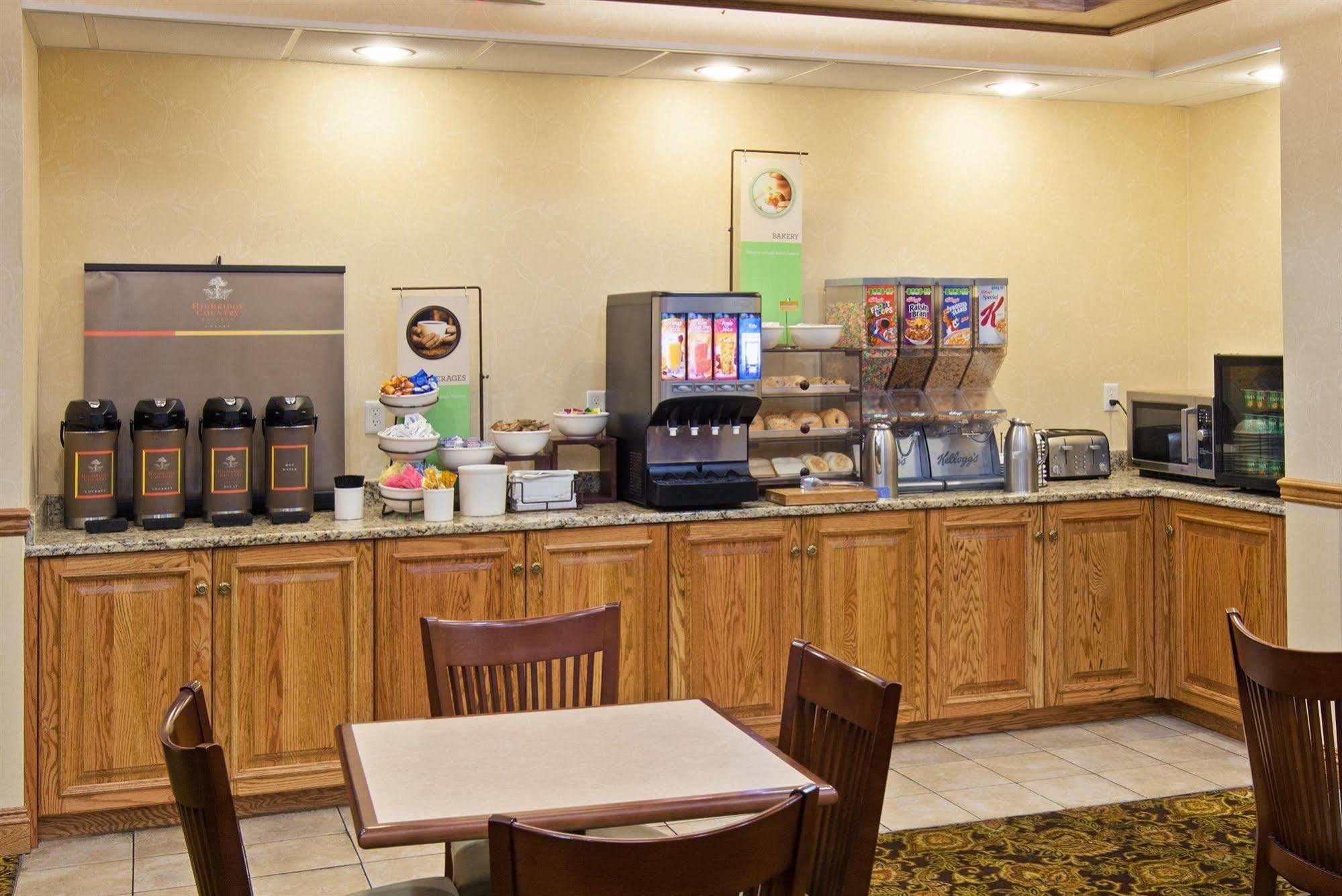 סגינאו Quality Inn & Suites מסעדה תמונה